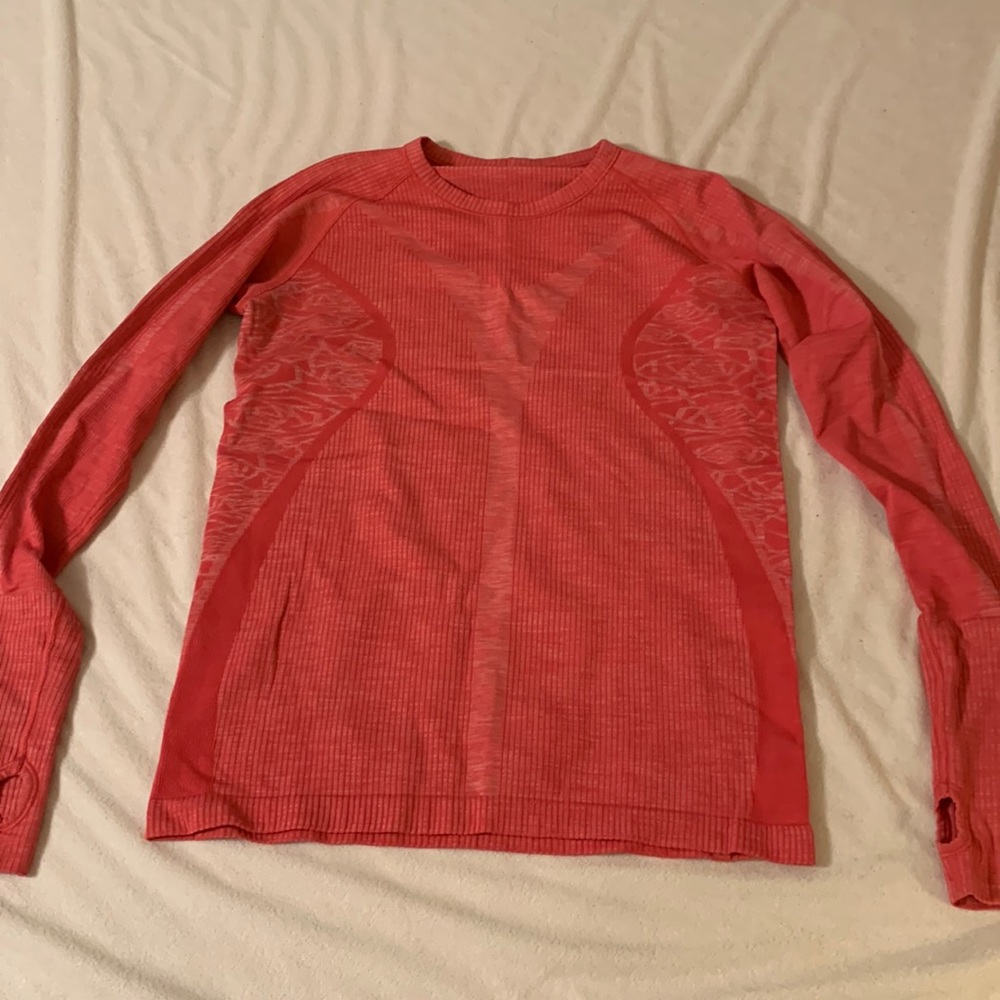 Lululemon Raspberry Cream Base Layer